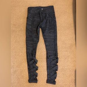 Athleta leggings with cross cross cut outs